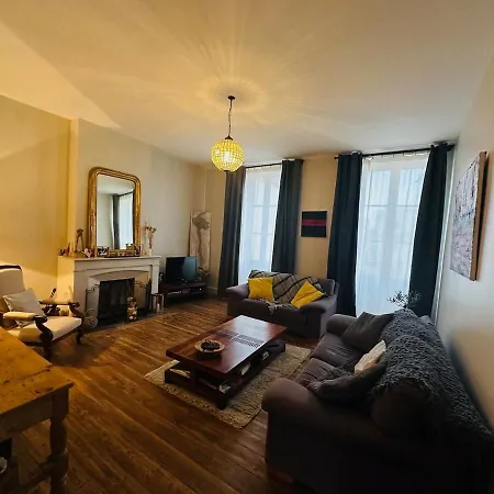 La Charmante Maison De Toute Equipee Holiday home *